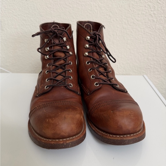 Redwing Iron Rangers - 8111 Amber Harness Leather - Size 9 E2